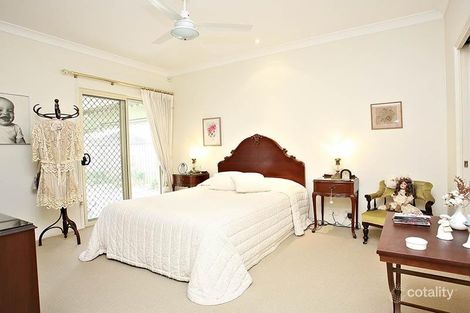 Property photo of 12 Peachtree Close Carindale QLD 4152