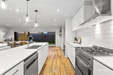 Property photo of 20 Neon Avenue Mount Duneed VIC 3217