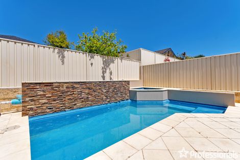 Property photo of 23 Archimedes Crescent Tapping WA 6065