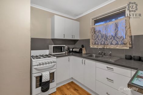 Property photo of 3 Dimboola Court Craigmore SA 5114