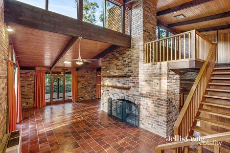 Property photo of 17 Monclaire Court Eltham VIC 3095