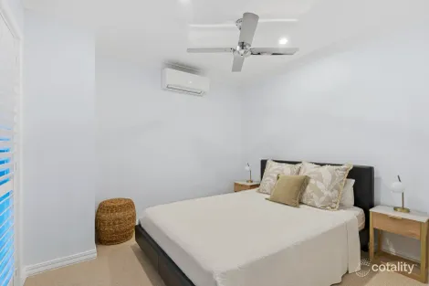 Property photo of 1 Sagitta Place Robina QLD 4226