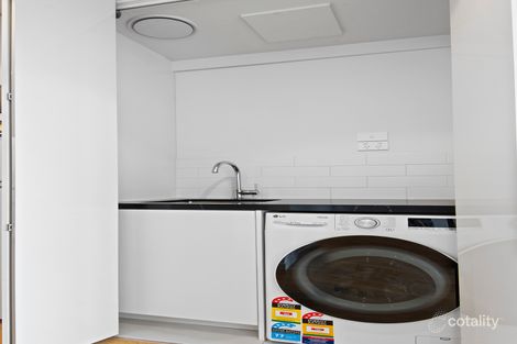 Property photo of 4 Yates Lane Parkville VIC 3052