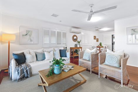 Property photo of 64 Mingera Street Mansfield QLD 4122