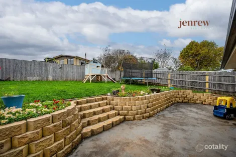 Property photo of 2 Ramsden Street Somerset TAS 7322