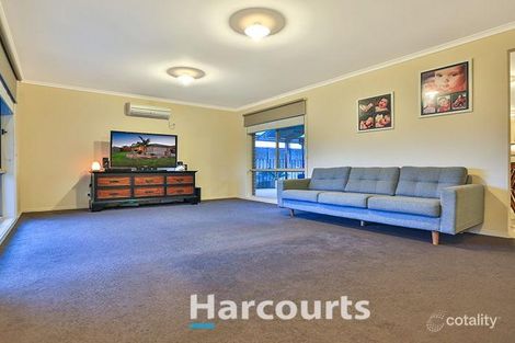 Property photo of 19 Bollen Way Koo Wee Rup VIC 3981