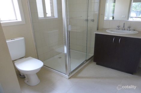 Property photo of 17 Moncrieff Parade Point Cook VIC 3030