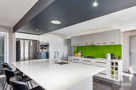 Property photo of 88 Robert Street Labrador QLD 4215