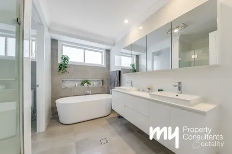 Property photo of 13 Howard Loop Oran Park NSW 2570