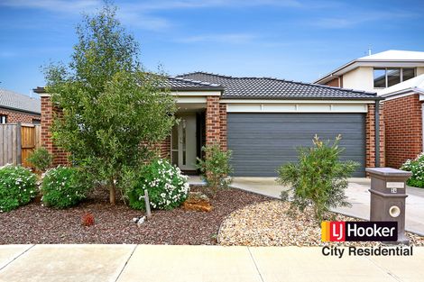 Property photo of 34 Solitude Crescent Point Cook VIC 3030