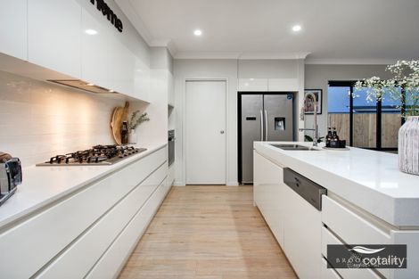 Property photo of 19 Raynuha Way Brookwater QLD 4300