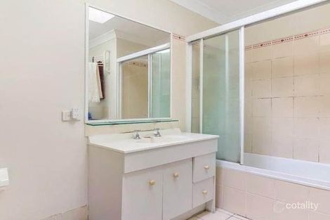 Property photo of 5/327 Cornwall Street Greenslopes QLD 4120