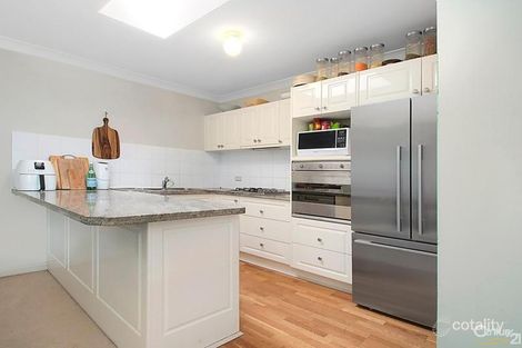 Property photo of 13 Goldfinch Crescent Bella Vista NSW 2153