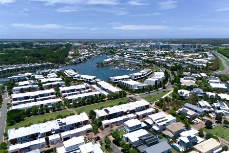 13 Park Lane, Hope Island, QLD 4212