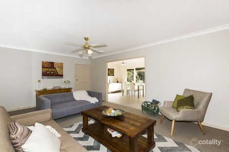 Property photo of 198 Grove Road Lesmurdie WA 6076