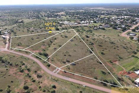 28 Range Rd, Toll, QLD 4820