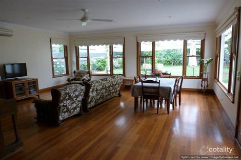 Property photo of 42 Pearson Street Bairnsdale VIC 3875