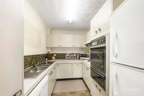 Property photo of 2/41 Duet Drive Mermaid Waters QLD 4218