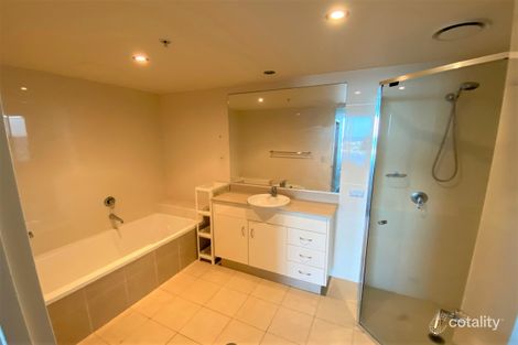 Property photo of 2005/1 Como Crescent Southport QLD 4215