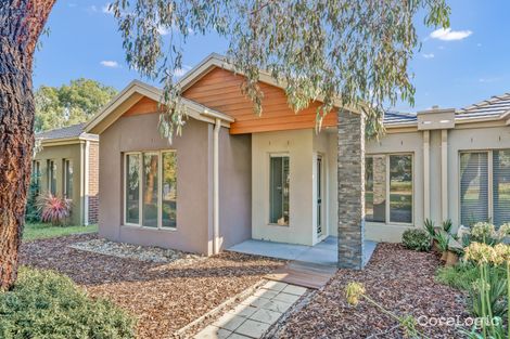 Property photo of 5 Tranquil Lane Cranbourne North VIC 3977