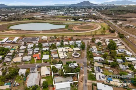 23 Gilliat St, Wulguru, QLD 4811