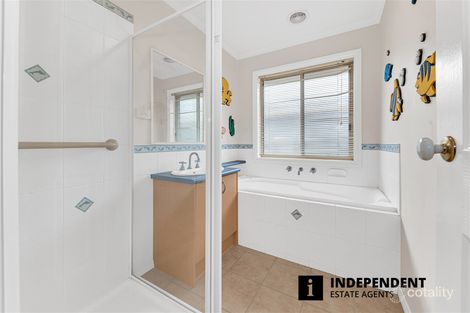 Property photo of 11 Trafalgar Way Cranbourne East VIC 3977