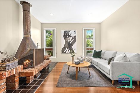 Property photo of 33 Springfield Avenue Figtree NSW 2525