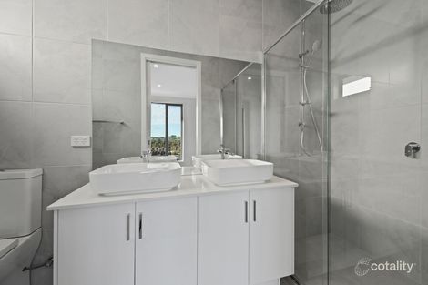 13 Manallack Lane, Drouin, VIC 3818