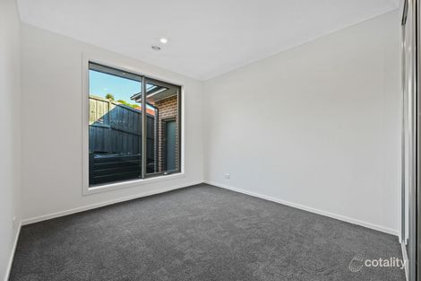 Property photo of 13 Manallack Lane Drouin VIC 3818