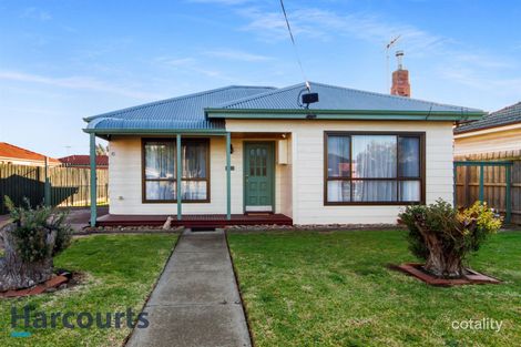 15 Millawa Ave, St Albans, VIC 3021