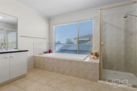 Property photo of 202 Brooklyn Road Brookfield VIC 3338