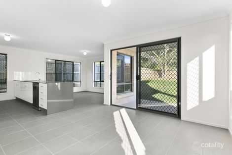 Property photo of 73 Hutton Avenue Wynnum QLD 4178