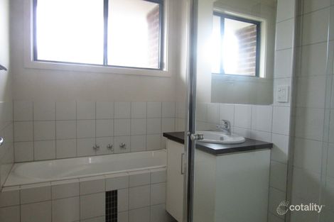 Property photo of 2/10 Smith Street Reservoir VIC 3073
