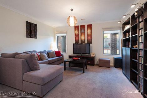 Property photo of 13 Breenview Place Doreen VIC 3754