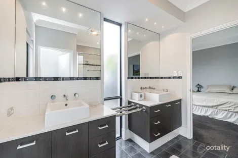 Property photo of 11B Regent Way Mount Pleasant WA 6153