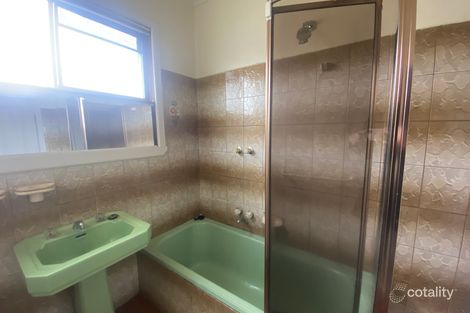 Property photo of 28 Chaleyer Street Reservoir VIC 3073