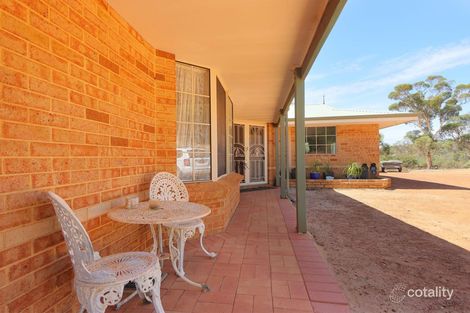 Property photo of 353 Meadowbrook Ramble Bullsbrook WA 6084