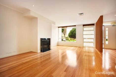 Property photo of 143 Beach Street Port Melbourne VIC 3207