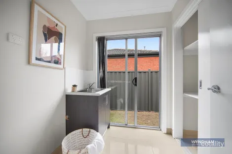 Property photo of 23 Clematis Crescent Manor Lakes VIC 3024