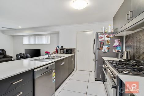 Property photo of 25 Songbird Circuit Flagstone QLD 4280
