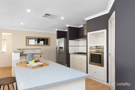 Property photo of 8 Cotswold Parade Aubin Grove WA 6164