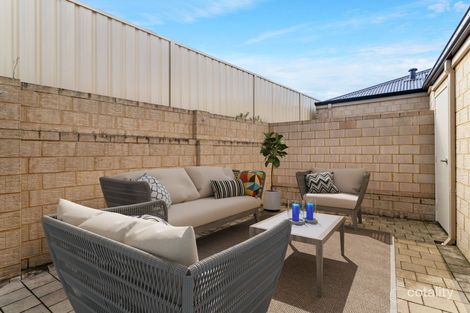 Property photo of 5/1A Skew Road Bayswater WA 6053