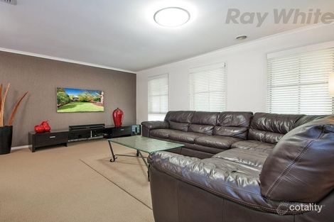 Property photo of 94 Pine Road Mooroolbark VIC 3138