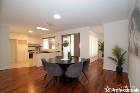 Property photo of 53 Inverness Circle Camillo WA 6111