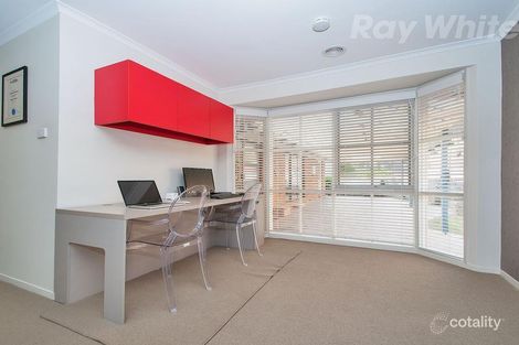 Property photo of 94 Pine Road Mooroolbark VIC 3138