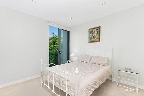 Property photo of 1/18 Hawkesbury Avenue Dee Why NSW 2099