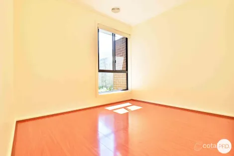 Property photo of 9 Trephina Street Harrison ACT 2914