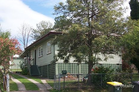 54 Florence St, Carina, QLD 4152