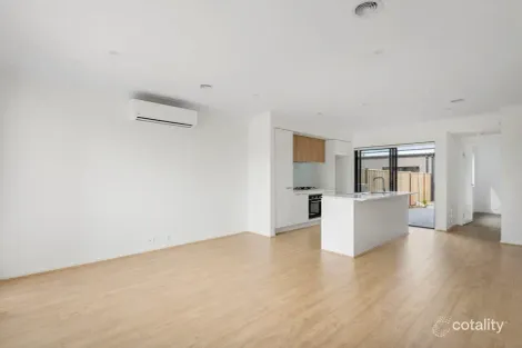 Property photo of 11 Longreach Road Armstrong Creek VIC 3217