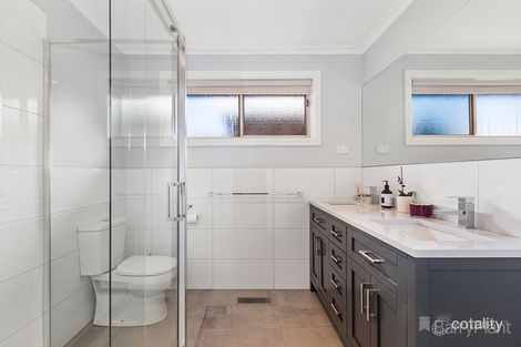 Property photo of 14 Wiggins Place Wallan VIC 3756